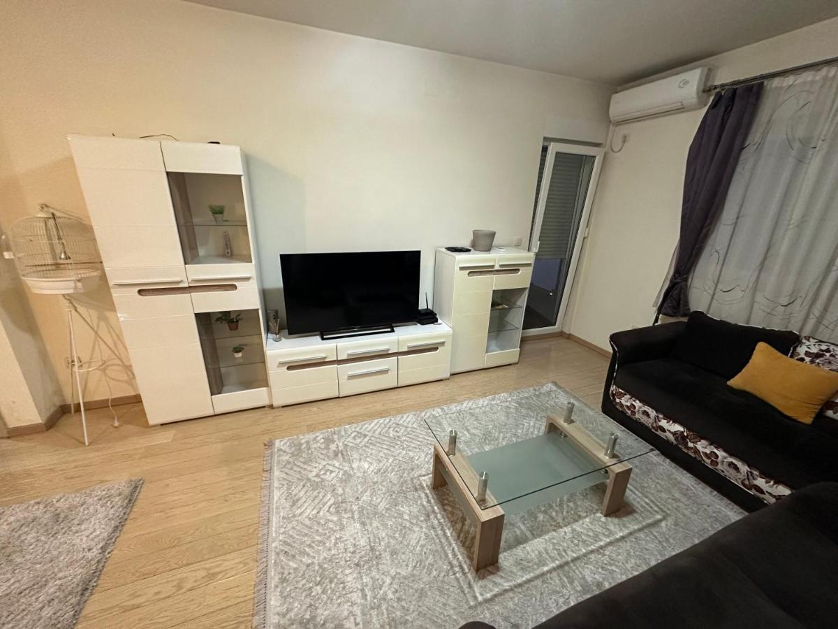 Hanna Apatment Podgorica Exterior photo
